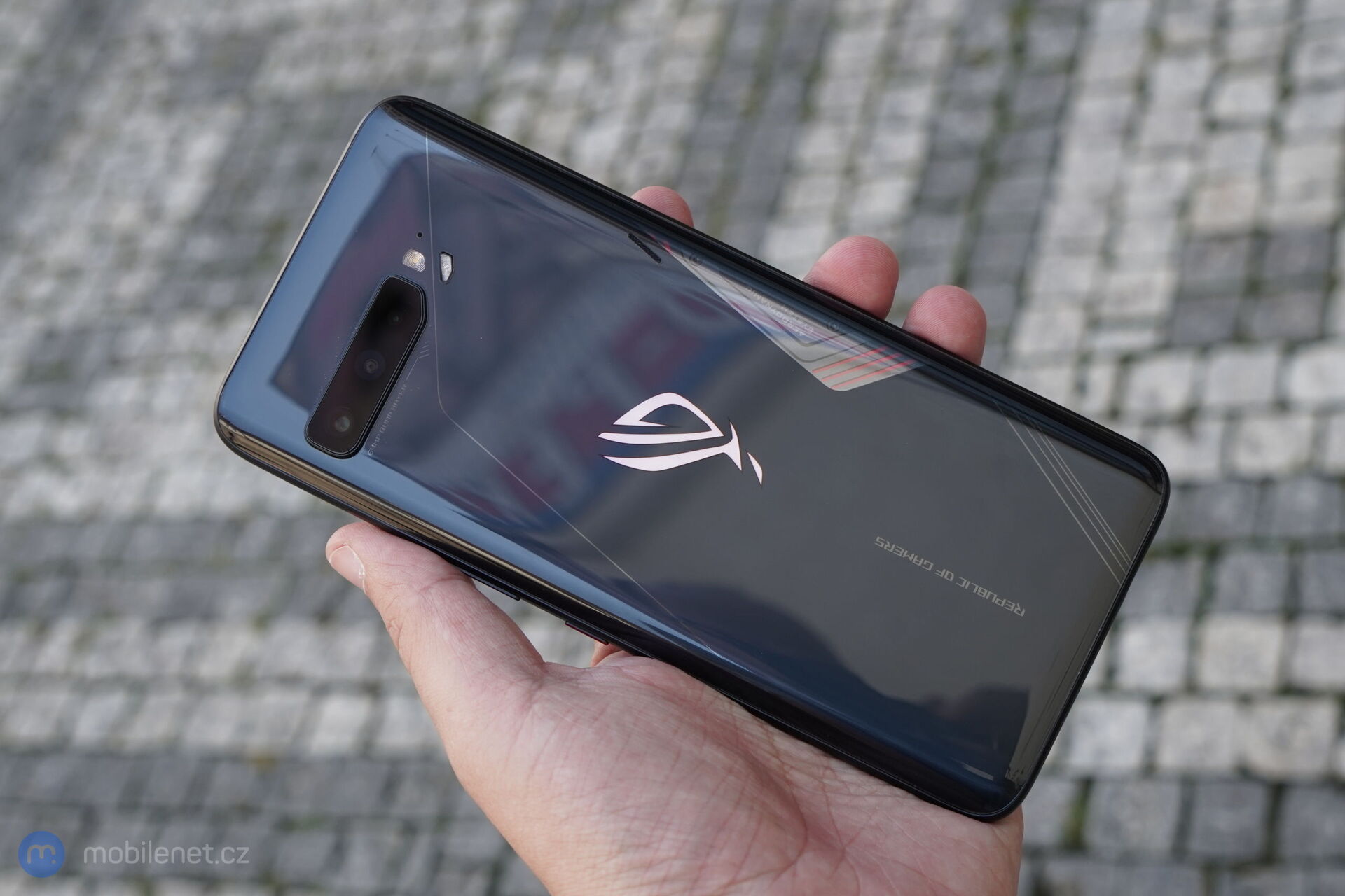 ASUS ROG Phone 3