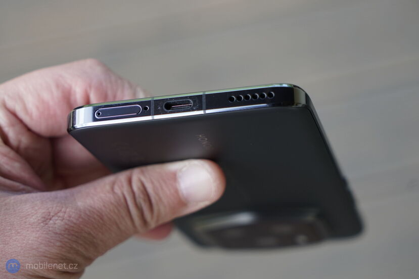 Honor Magic6 RSR Porsche Design