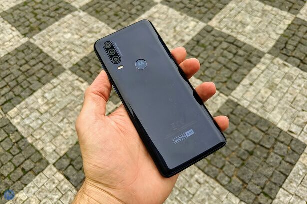 Motorola One Action