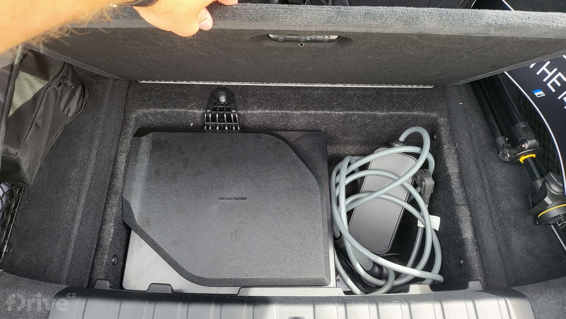 BMW i4 vs. Tesla Model 3