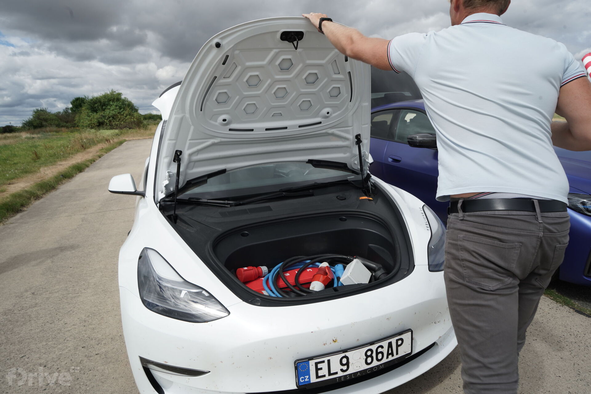 BMW i4 vs. Tesla Model 3