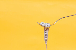 Hladovění a vynechání jídel dopomůže k hubnutí? Jak je to skutečně?