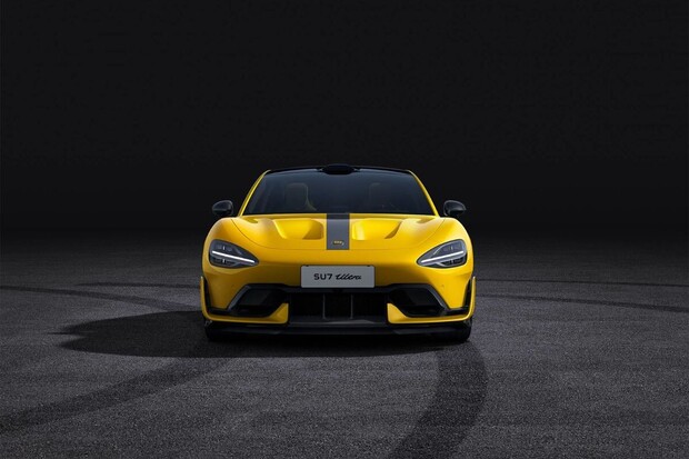 Gran Turismo 7 a Xiaomi: závodní simulátor přivítá luxusní elektromobil SU7 Ultra